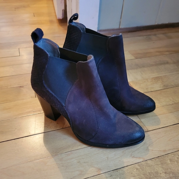Anthropologie Seychelle Black Boots Booties - Picture 6 of 16